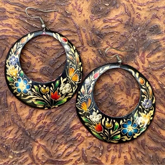 Artisan Painted (Laquered?) Ethnic Earrings Mexican? Floral Butterflies Monarchs - Picture 2 of 7